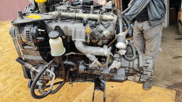 Двигатель Chrysler Voyger 2,8CRDI в сборе с мкпп в Москве фото 4