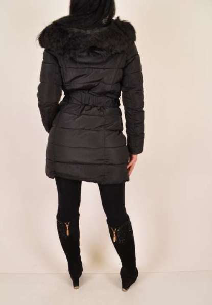 Зимняя женская куртка в фото 16
