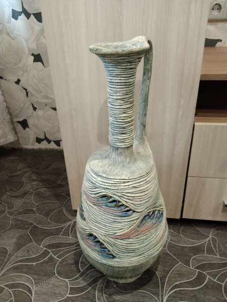 Напольная ваза-кувшин