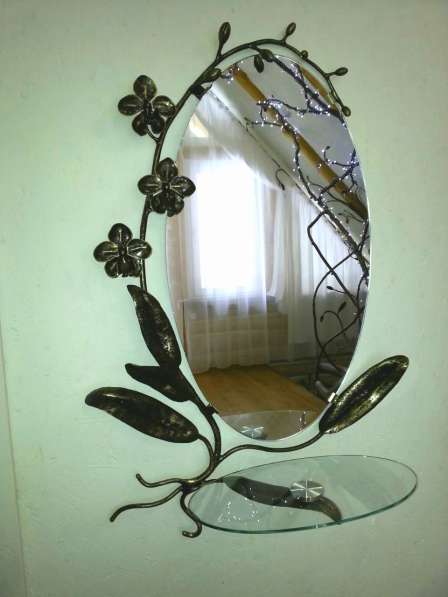 Зеркала в кованой раме в Москве фото 3