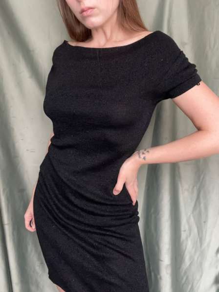 Платье чёрное тёплое Zarina с блёстками в Москве