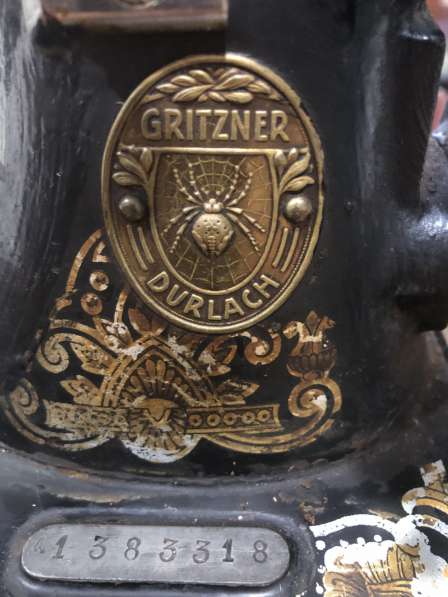 Старинная немецкая швейная машинка Gritzner Durlach в Москве