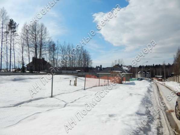 realty_mapper3.plot_in_locationИндивидуальное жилищное ст-во. Площадь 11.30 сот.Есть Водопровод. в Москве