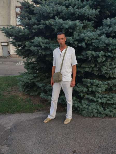 Ярослав, 41 год, хочет познакомиться – ищу женщину уставшую от одиночества из Запорожья в фото 3