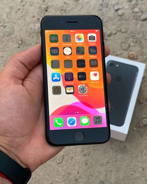 IPhone 7 32 GB в Москве фото 3