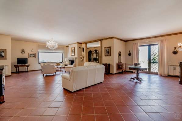 Вилла для отдыха в Сутри, Италия в фото 28