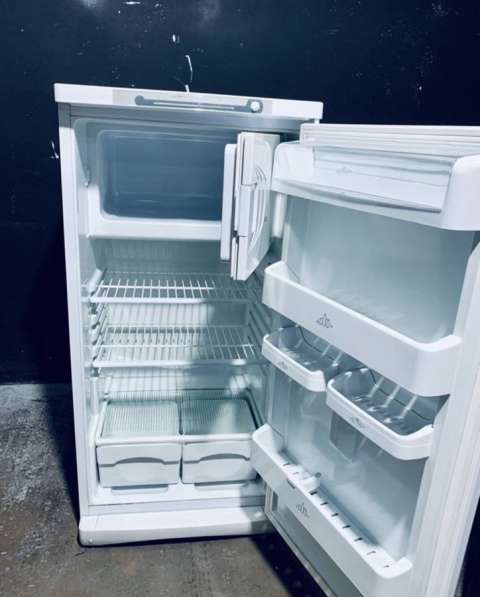 Холодильник Indesit в Москве фото 3