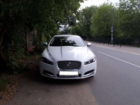 Автомобиль на свадьбу, автомобиль Ягуар с водителем