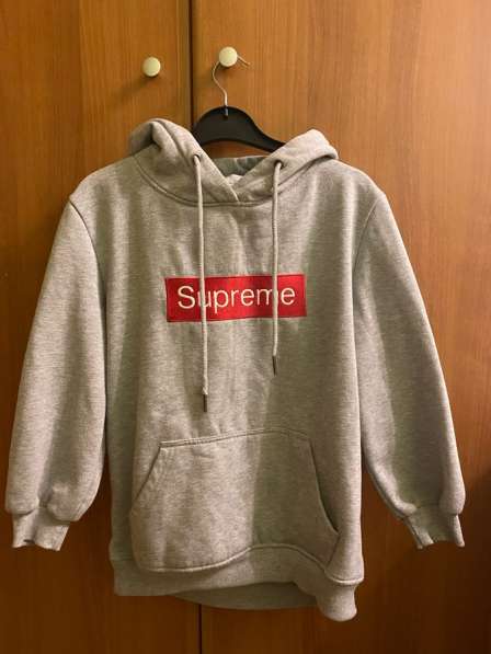 Толстовка supreme