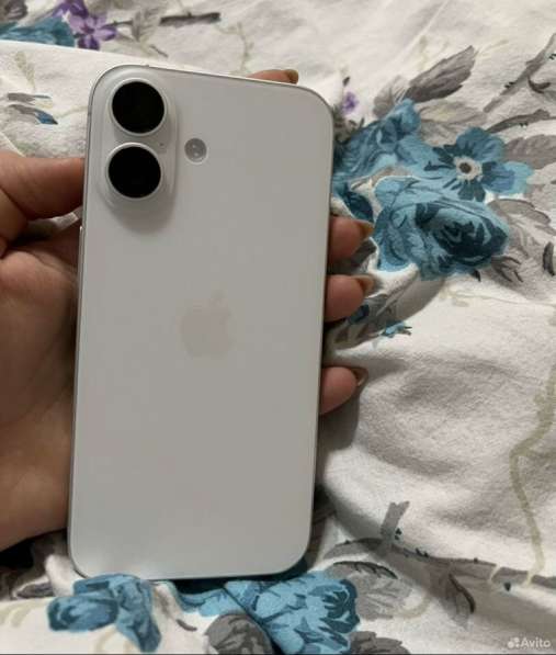 IPhone 16 в Санкт-Петербурге фото 8