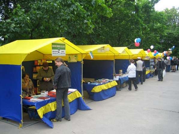 Палатки для торговли. Уличные торговые палатки в Красноярске