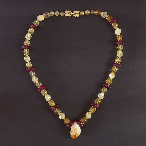 Ожерелье из шпинели и цитрина в Сочи фото 6