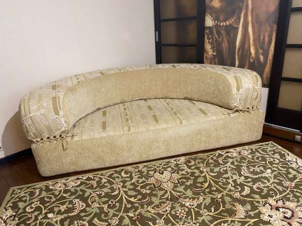 Круглая диван-кровать с пуфиками в Реутове фото 4