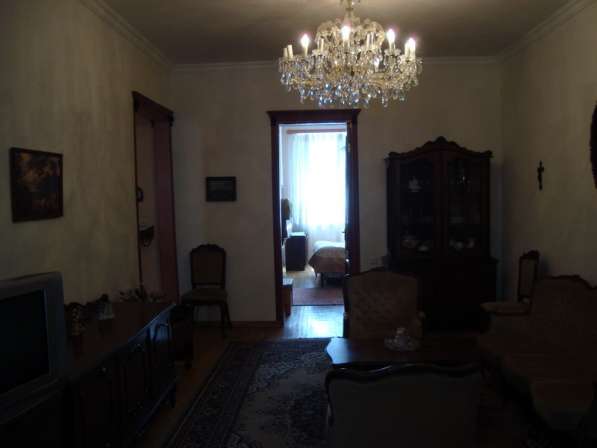 Квартира, 2 комнатная, Ереван, На пр. Комитаса в фото 10