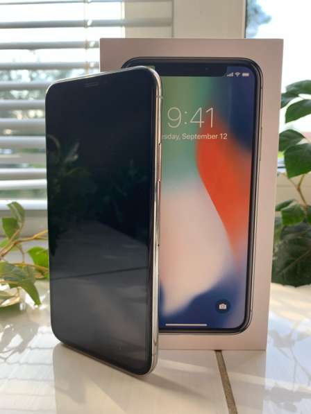 Продаю iPhone X 256Gb Silver