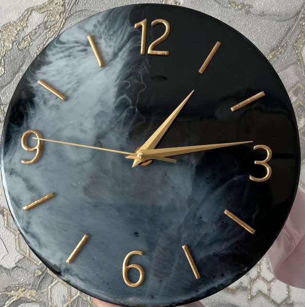 Часы из эпоксидной смолы ручной работы в Ставрополе фото 4
