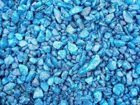 Щебень цветной декоративный голубой фр. 10-20 мм
