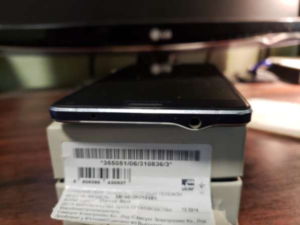 Samsung Galaxy Note 4 N910H Black. Экран: 5,7.• камера:16 Мп в фото 8