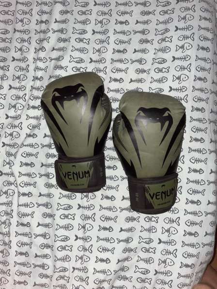 Перчатки в Брянске