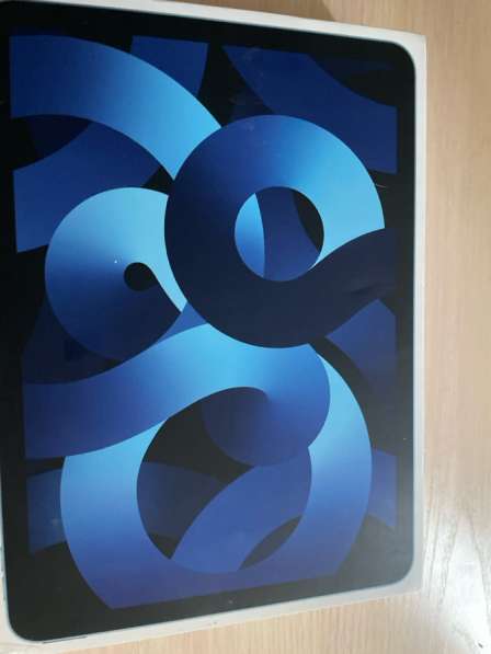 Продам айпад air 5 th gen