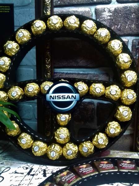 Подарочный набор из конфет-руль в Челябинске фото 4