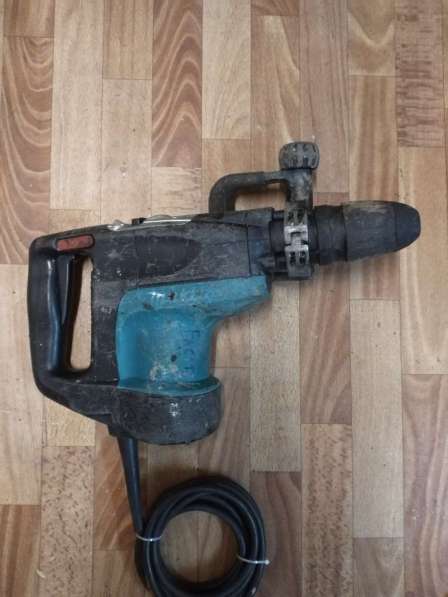 Перфоратор makita HR 4001C в Москве фото 6