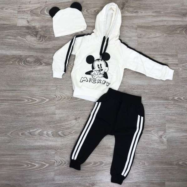 Спортивный костюм “Mickey”