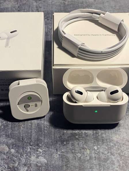AirPods Pro / 6990 и AirPods 2/ 5990