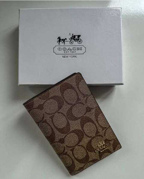 Обложка на паспорт Coach