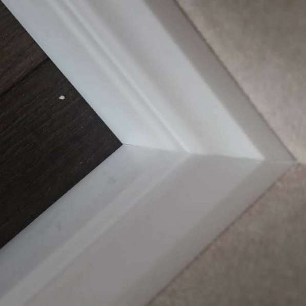 Установка покраска плинтусов в Москве фото 5