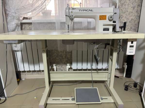 Промышленная швейная машинка