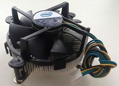 Кулер Intel E18764-001 4-pin LGA775