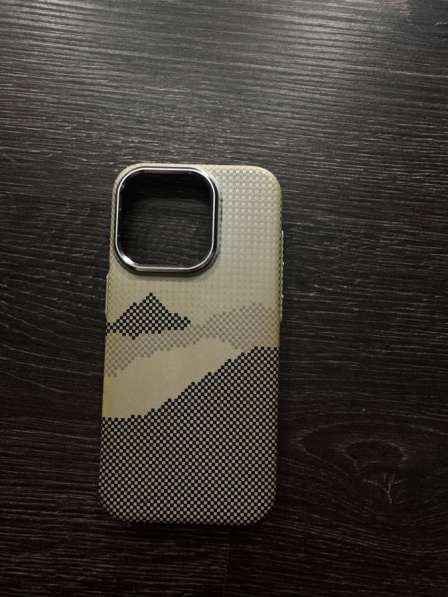 Чехол на iPhone 15 Pro в Москве
