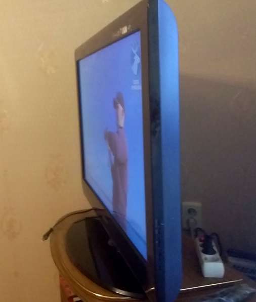 Телевизор с жидко-кристалл. экраном Samsung бу в отл. сост в Краснодаре