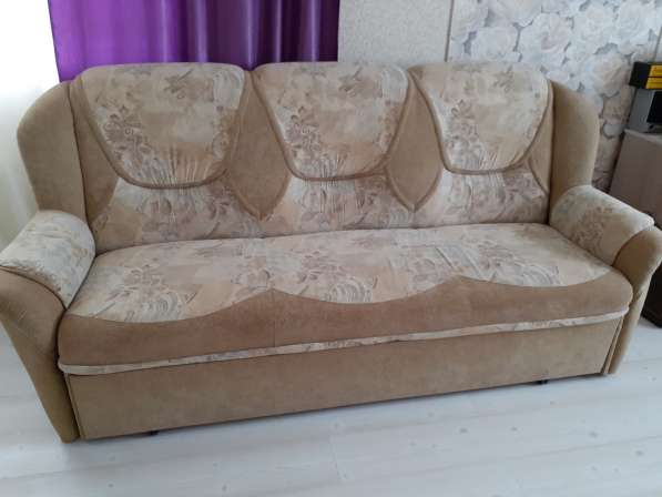 Продам диван и кресло в хорошем состоянии можно для дачи