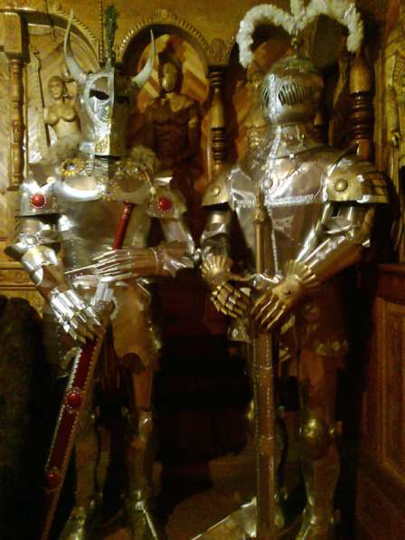 Скульптуры рыцарей из металла в Краснодаре фото 3