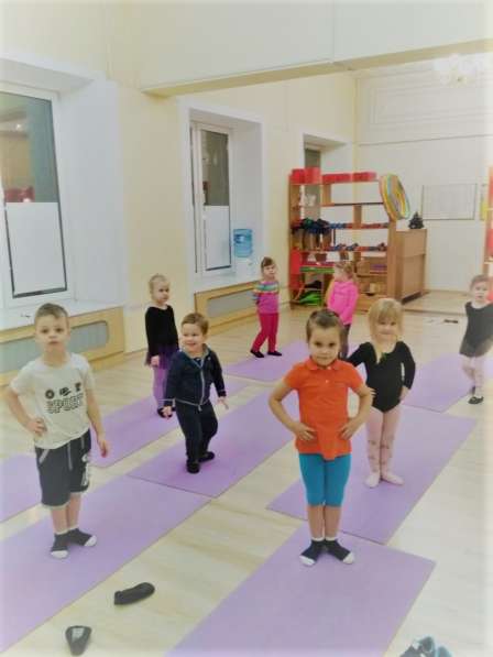 Танцы и фитнес для взрослых и детей в фото 3