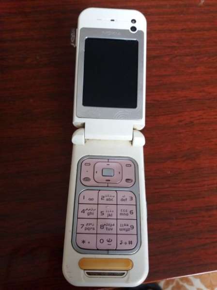 Nokia 7390 расладушка