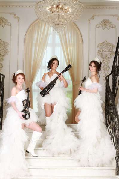 Шоу скрипачек на праздник в Москве фото 4