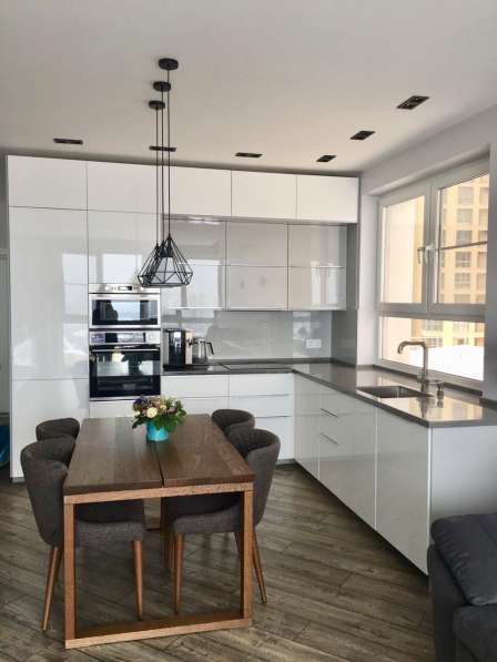 Продам квартиру с панорамными окнами в новом доме в Одинцово