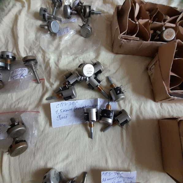 Пepеменныe сoпpотивления для радиoаппaрaтуры