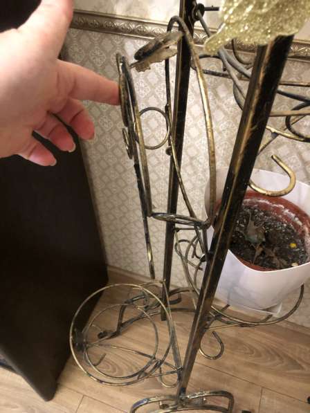 Подставка для цветов