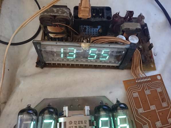 Часы электронные цифровые 4 штуки в Челябинске фото 4