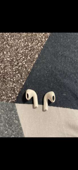 Наушники AirPods 4 (без шумоподавления)