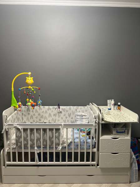 Кровать-новорожденый