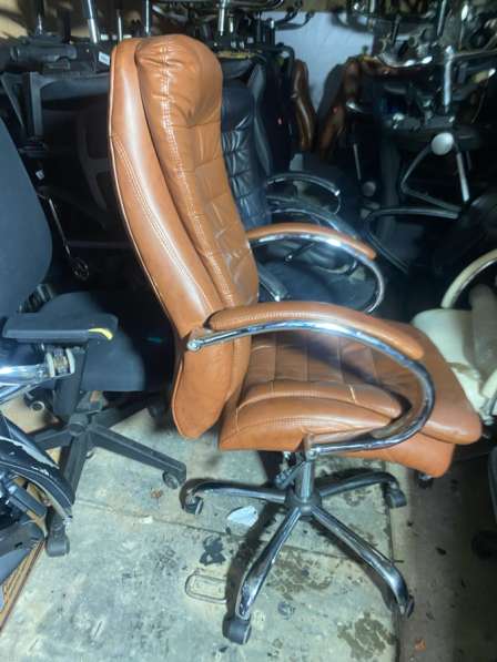 Компьютерное кресло б/у в Москве фото 4