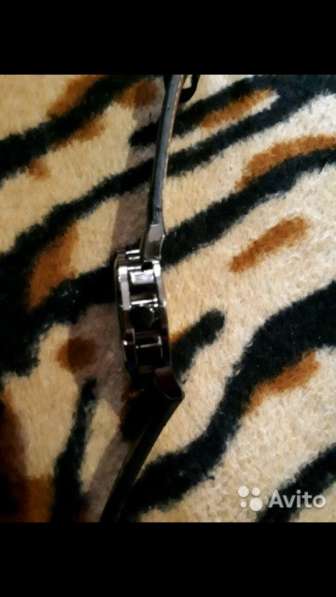 Новые, механичнские часы