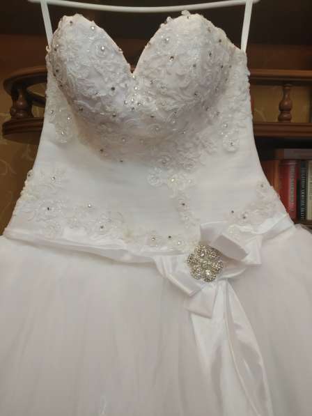 Продам не дорого свадебное платье в фото 4