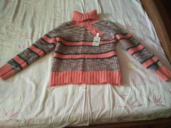 Продам новый теплый свитер. в Волгограде