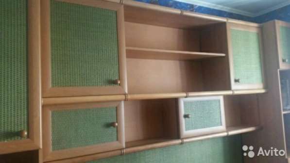 Навесные (книжные) полки в Москве